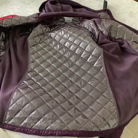 Woman’s jacket by “Columbia” - Picture 3 of 5